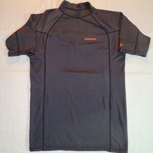 Patagonia Shirt Mens Large Rash Guard Black UPF 50 Short Sleeve Surf Stretch